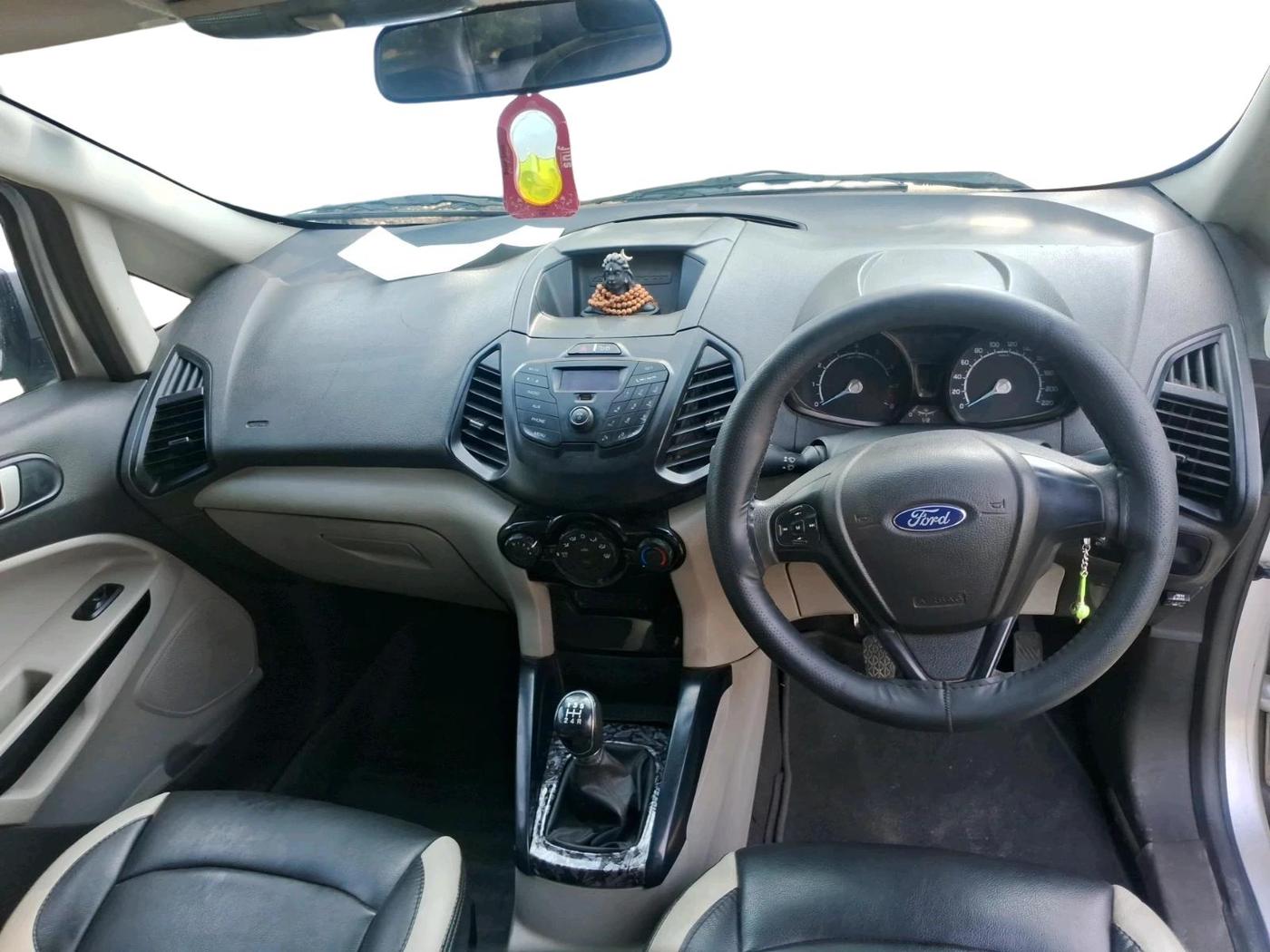 2017 Ford Ecosport TREND 1.5L PETROL, CNG, Manual, 68,911 km, interior