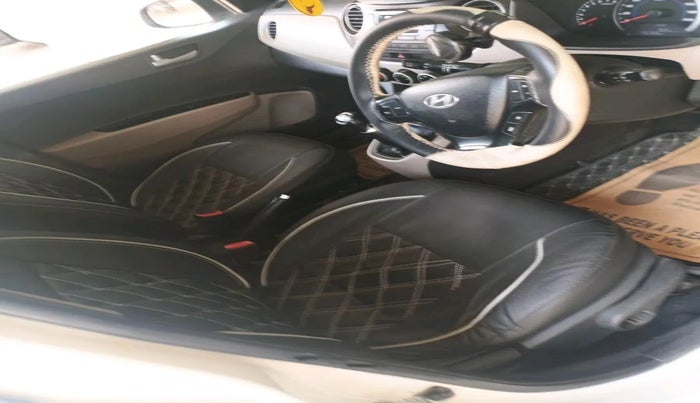 2015 Hyundai Grand i10 ASTA 1.2 KAPPA VTVT, Petrol, Manual, 1,06,366 km, interior