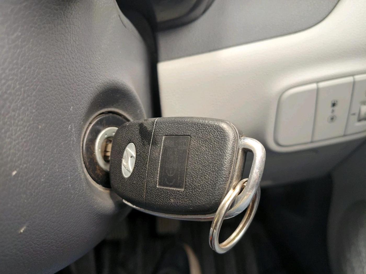 2021 Hyundai GRAND I10 NIOS SPORTZ 1.2 KAPPA VTVT CNG, CNG, Manual, 1,20,488 km, interior