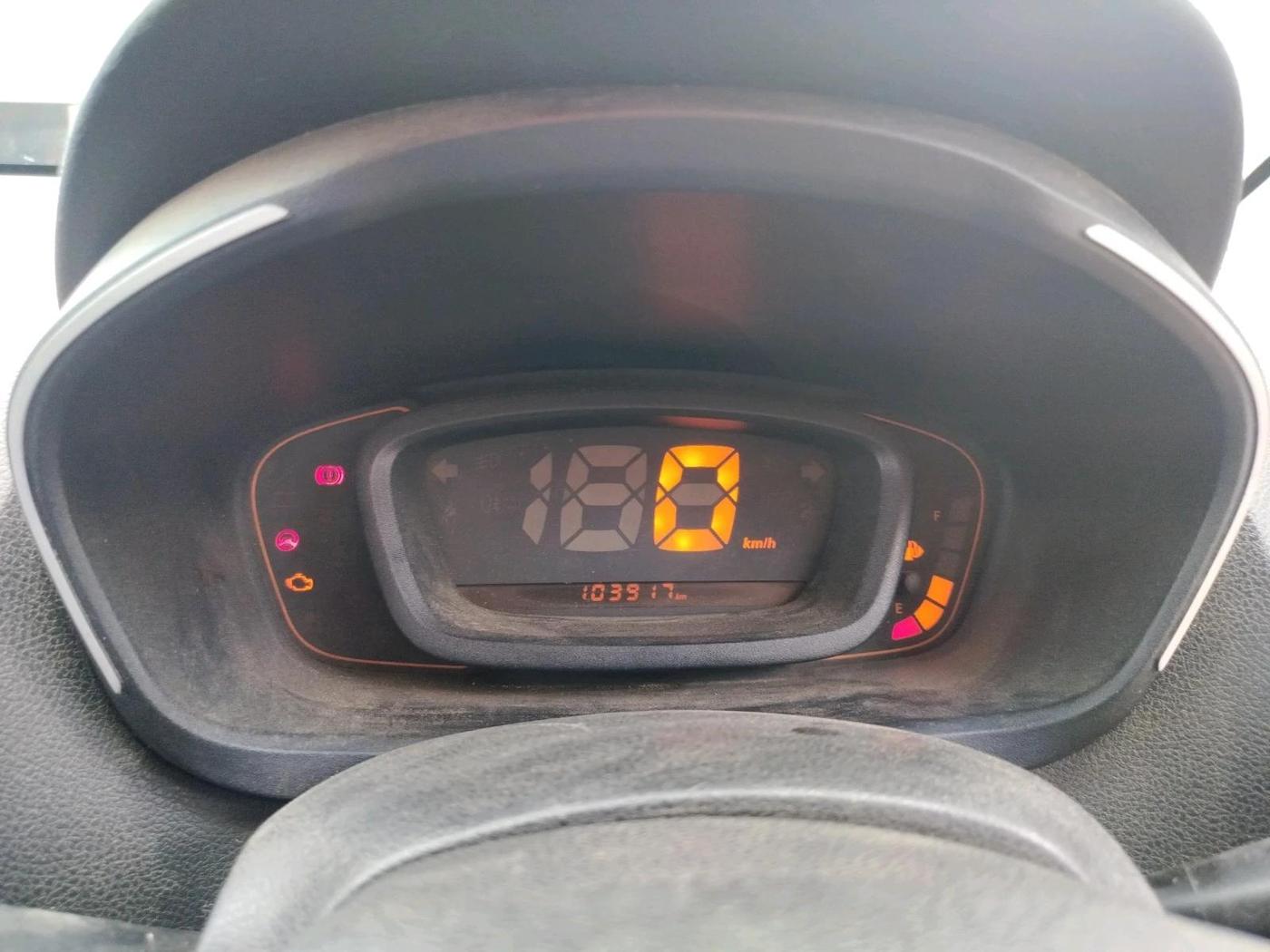 2017 Renault Kwid RXE, Petrol, Manual, 1,03,917 km, interior