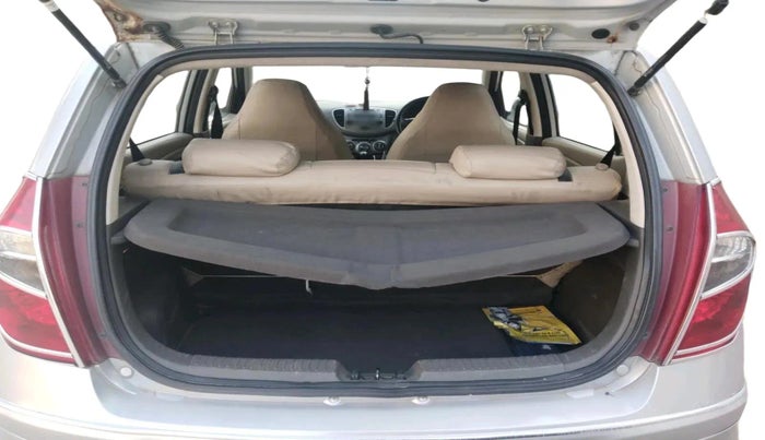 2011 Hyundai i10 SPORTZ 1.2, Petrol, Manual, 2,16,205 km, exterior