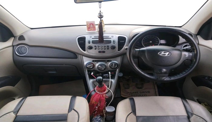 2011 Hyundai i10 SPORTZ 1.2, Petrol, Manual, 2,16,205 km, interior