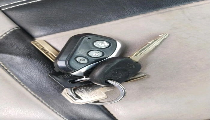 2011 Hyundai i10 SPORTZ 1.2, Petrol, Manual, 2,16,205 km, interior