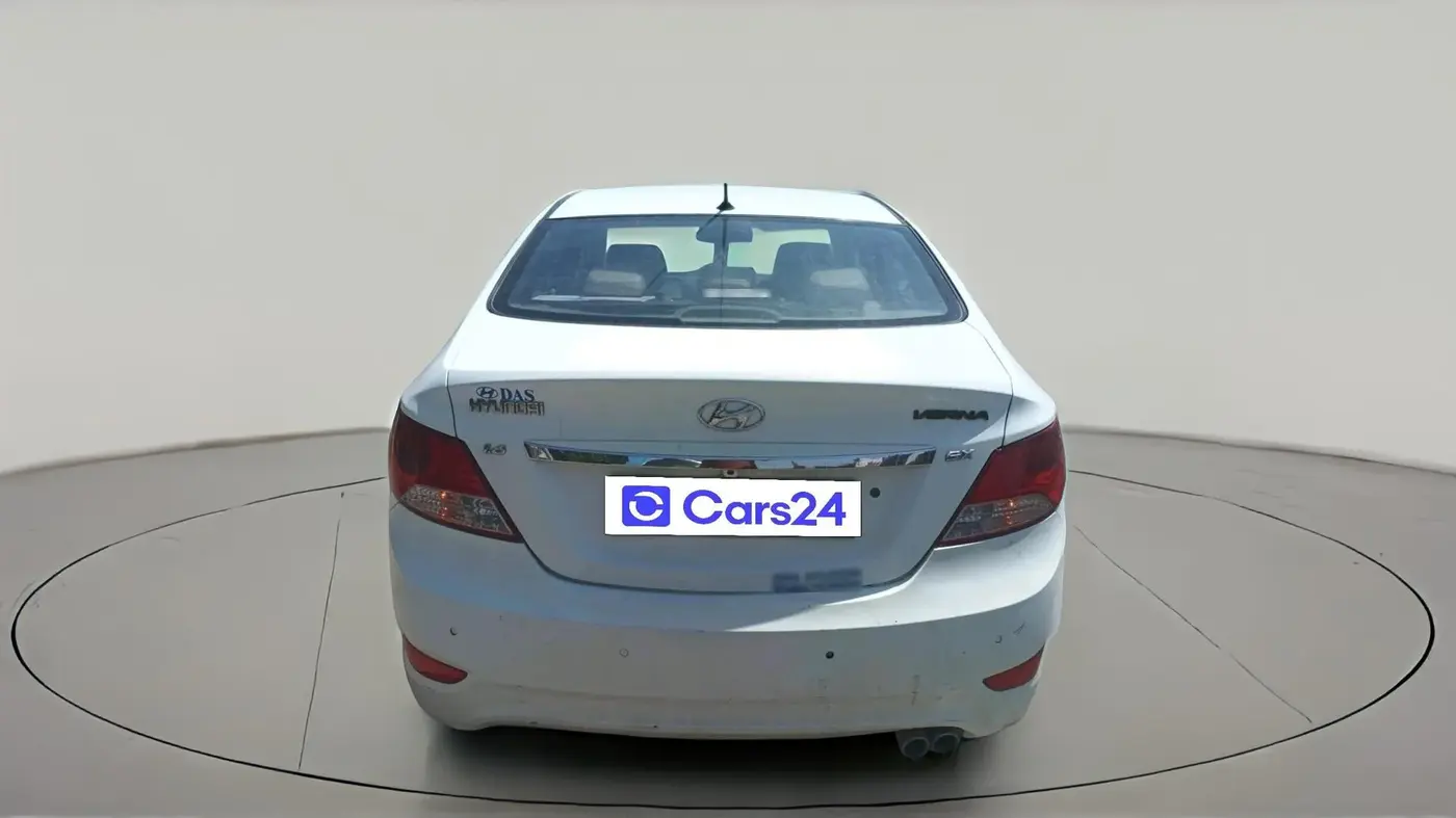 2012 Hyundai Verna FLUIDIC 1.6 VTVT SX, CNG, Manual, 65,876 km, exterior