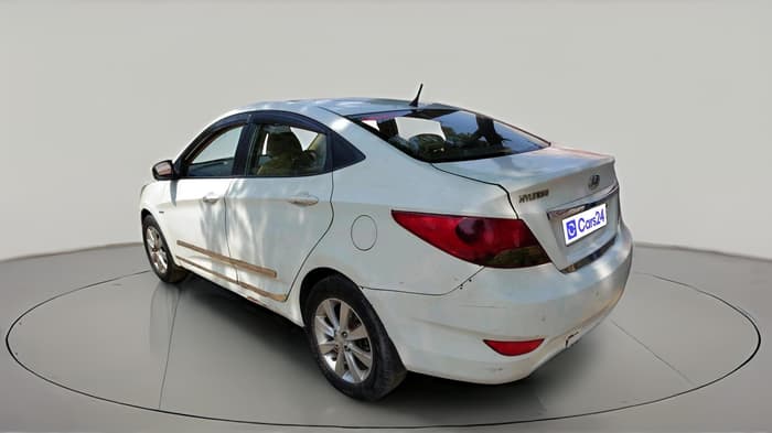 2012 Hyundai Verna FLUIDIC 1.6 VTVT SX, Petrol, Manual, 1,20,635 km, exterior