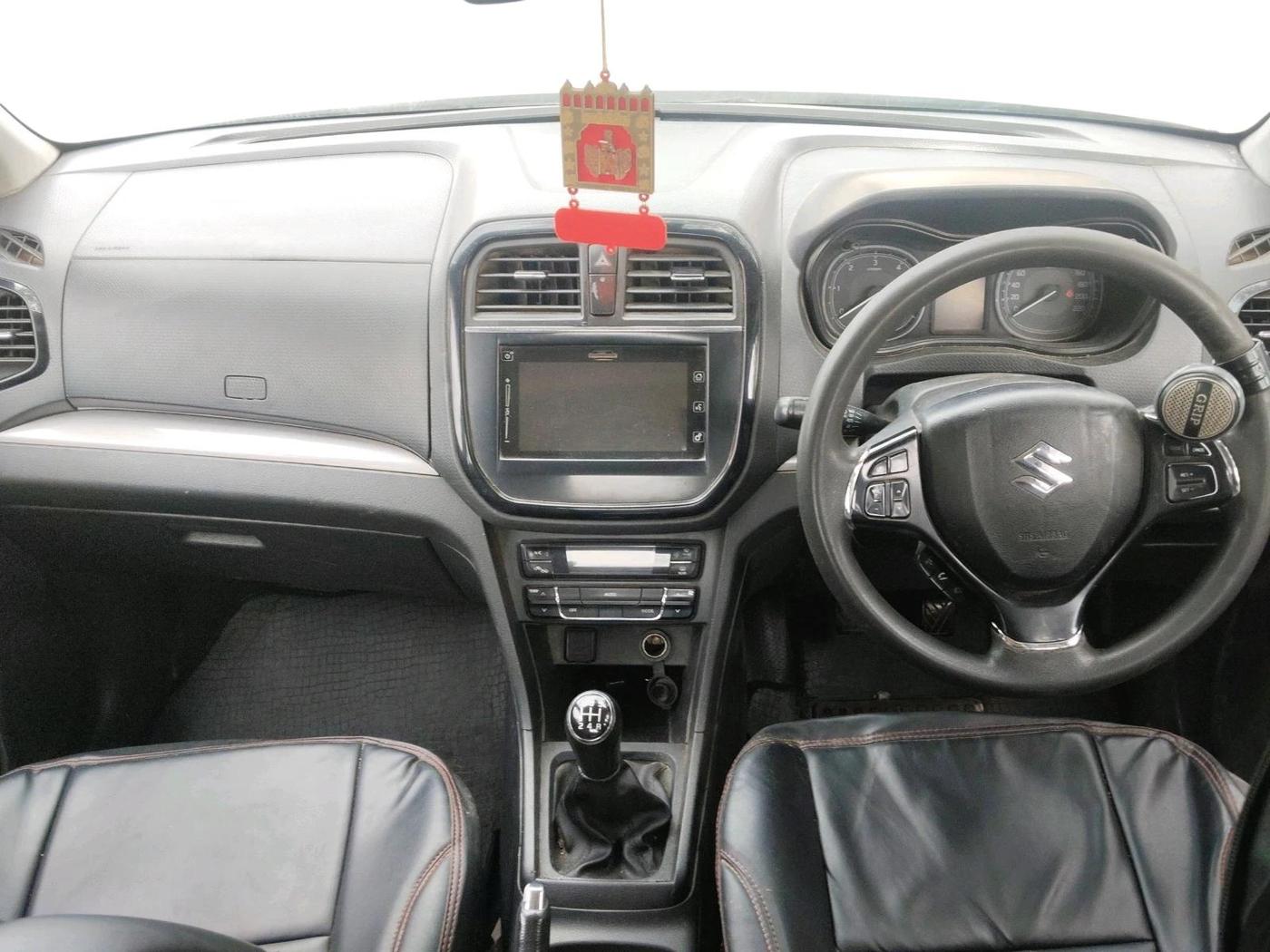 2016 Maruti Vitara Brezza ZDI PLUS, Diesel, Manual, 1,64,991 km, interior