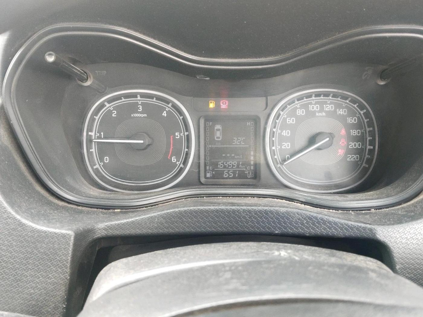 2016 Maruti Vitara Brezza ZDI PLUS, Diesel, Manual, 1,64,991 km, interior