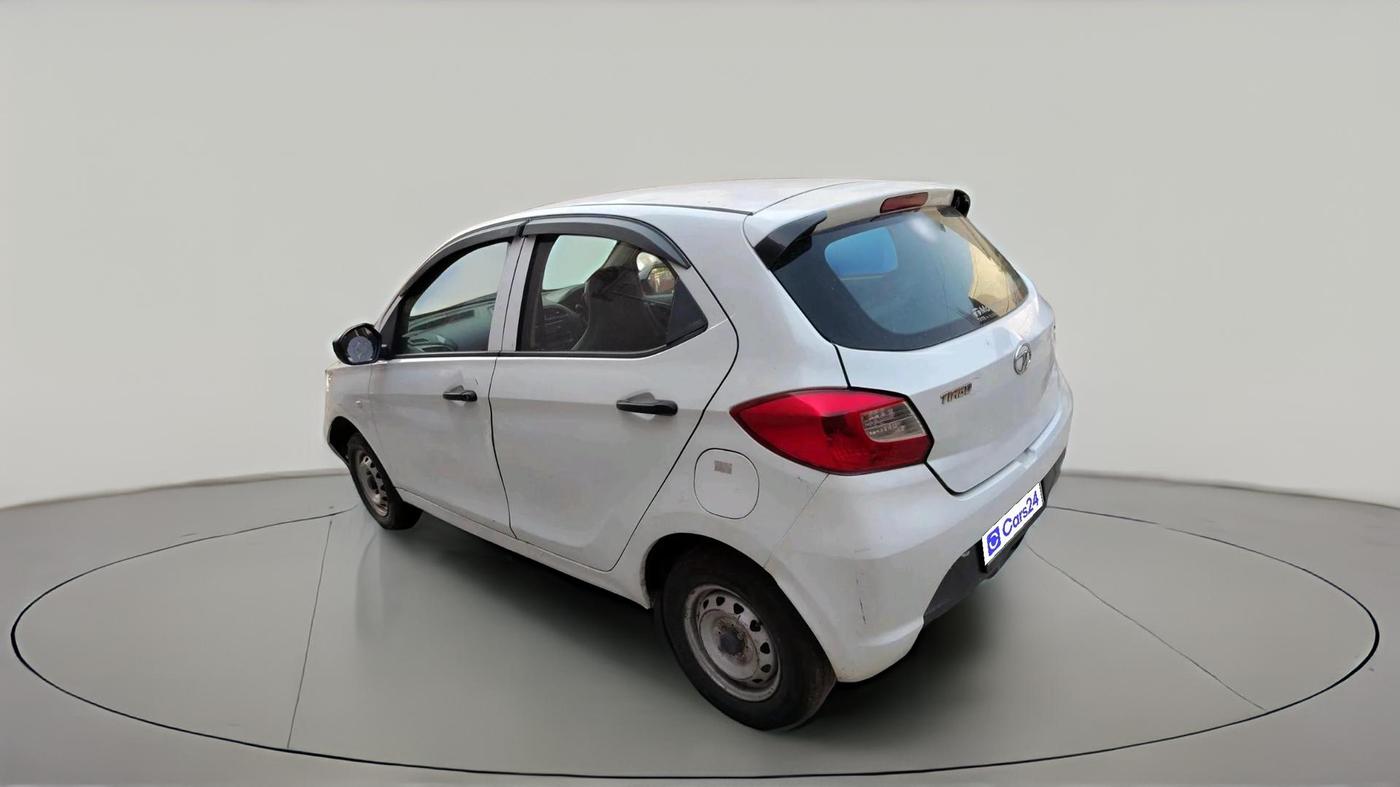 2018 Tata Tiago XE PETROL, Petrol, Manual, 89,750 km, exterior