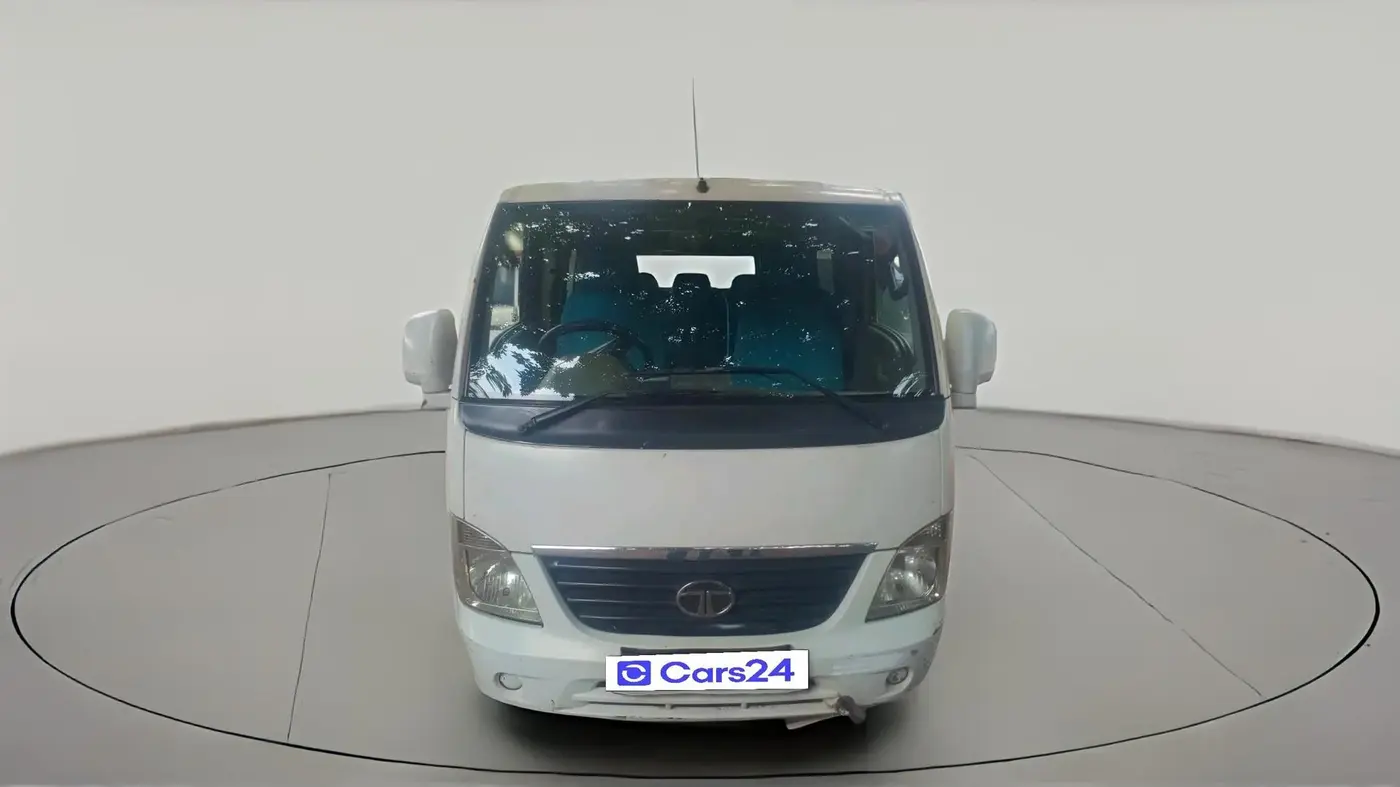 2012 Tata Venture GX 8 STR, Diesel, Manual, 2,50,263 km, exterior