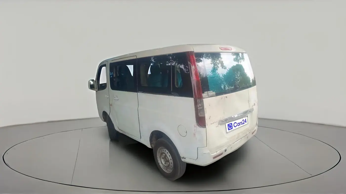 2012 Tata Venture GX 8 STR, Diesel, Manual, 2,50,263 km, exterior