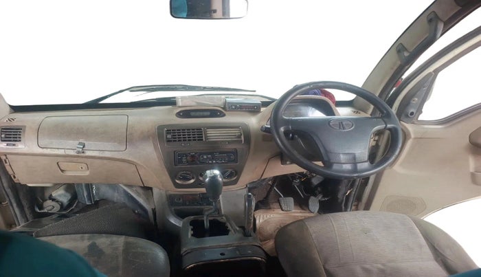 2012 Tata Venture GX 8 STR, Diesel, Manual, 2,50,263 km, interior