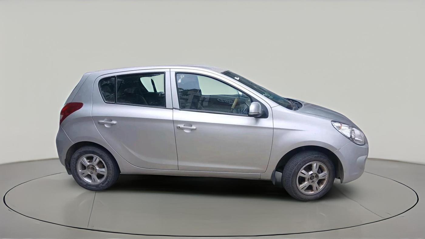 2011 Hyundai i20 SPORTZ 1.2, Petrol, Manual, 83,727 km, exterior