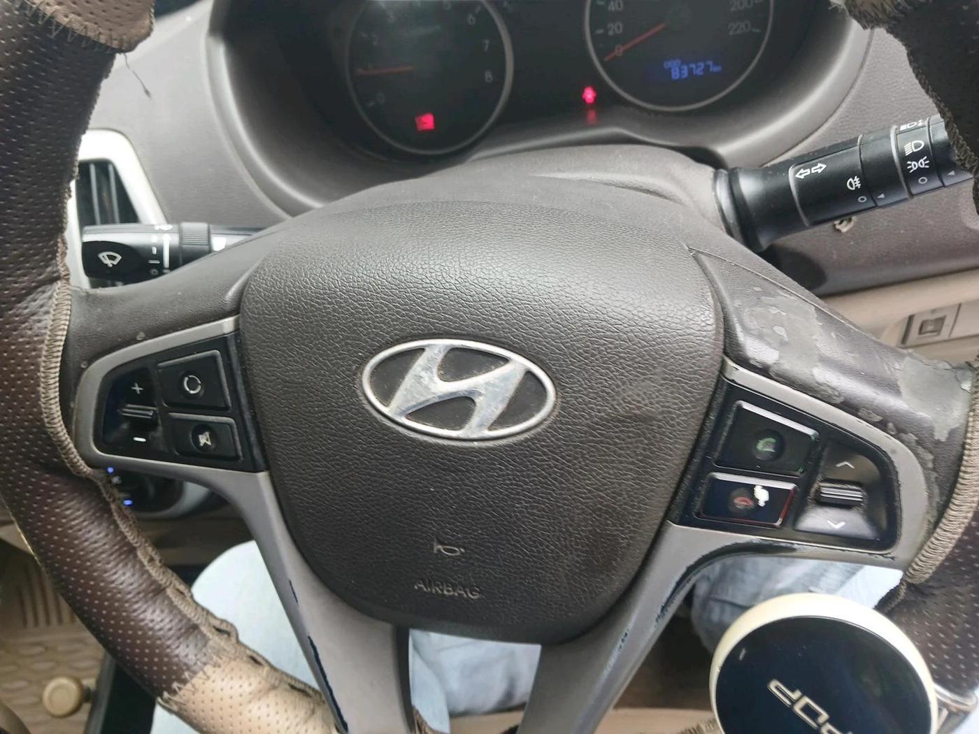 2011 Hyundai i20 SPORTZ 1.2, Petrol, Manual, 83,727 km, interior