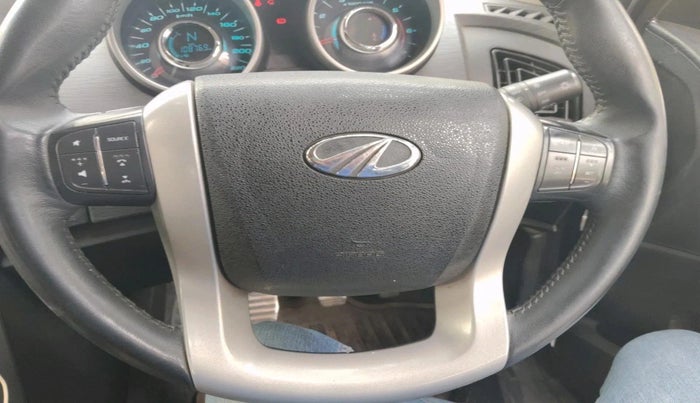 2017 Mahindra XUV500 W10 1.99, Diesel, Manual, 1,08,769 km, interior