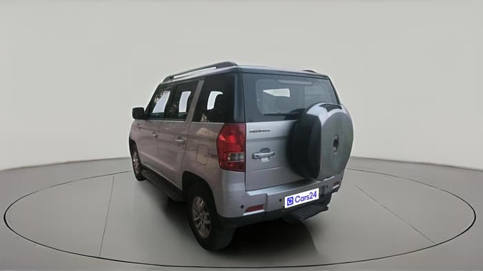 2016 Mahindra TUV300 T8 DUAL TONE, Diesel, Manual, 1,25,395 km, exterior